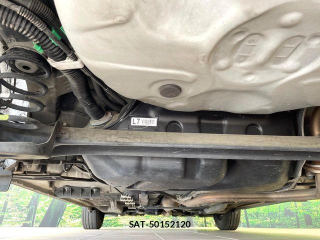 Toyota VITZ 2015-08 8102510-18