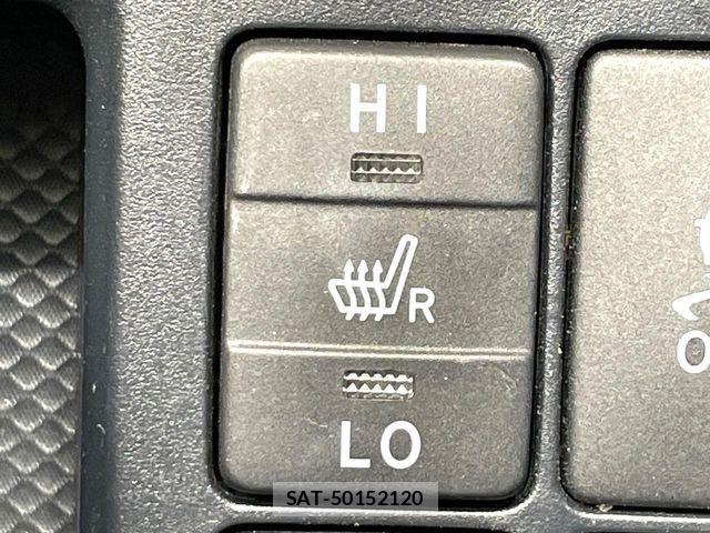 Toyota VITZ 2015-08 8102510-5