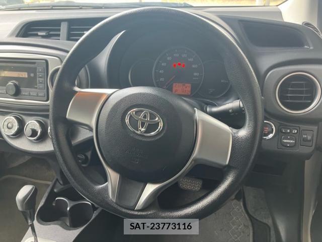 Toyota VITZ 2014-04 8102519-10