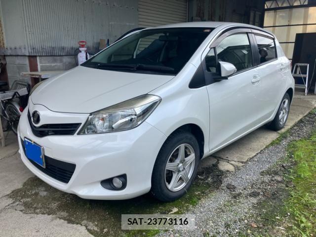 Toyota VITZ 2014-04 8102519-1