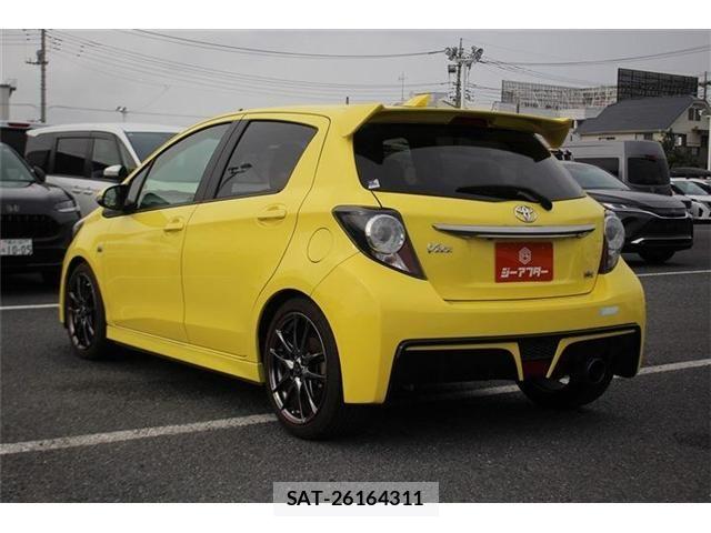 Toyota VITZ 2016-05 8102507-10