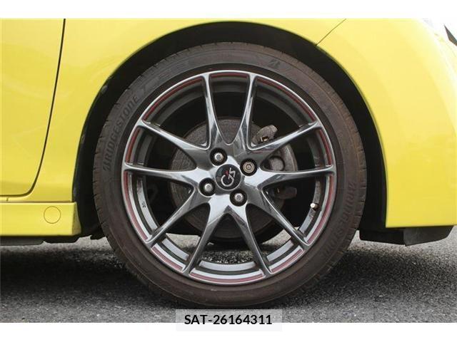 Toyota VITZ 2016-05 8102507-14