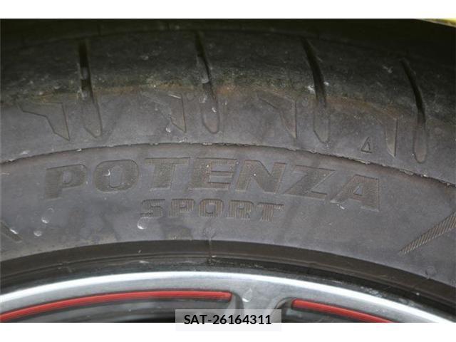 Toyota VITZ 2016-05 8102507-18
