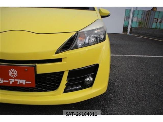 Toyota VITZ 2016-05 8102507-22
