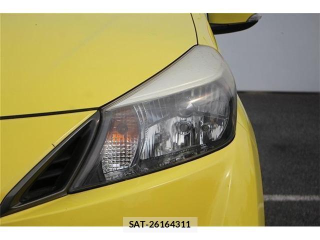 Toyota VITZ 2016-05 8102507-23