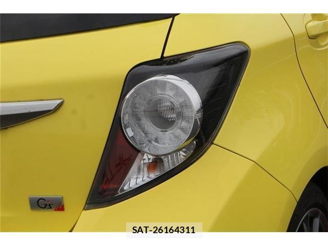 Toyota VITZ 2016-05 8102507-25