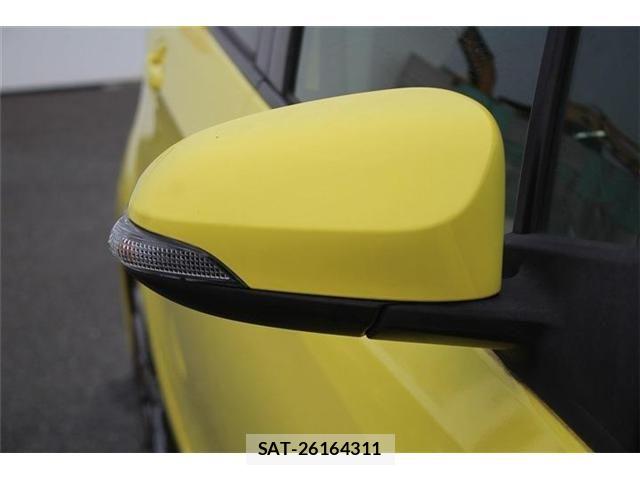 Toyota VITZ 2016-05 8102507-26