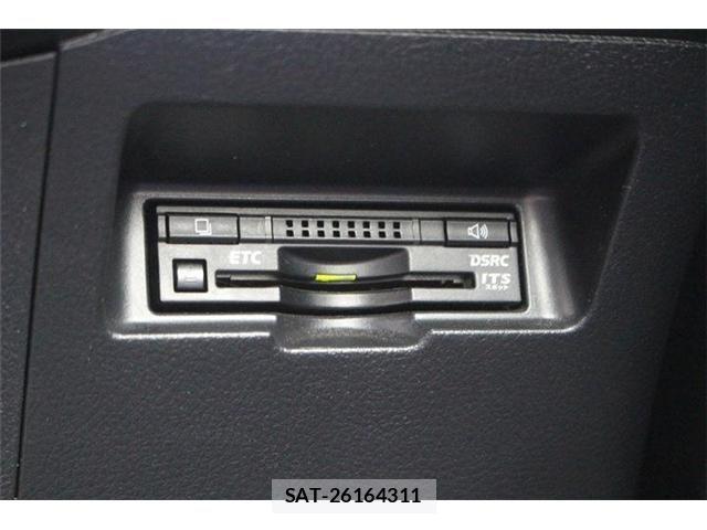 Toyota VITZ 2016-05 8102507-3
