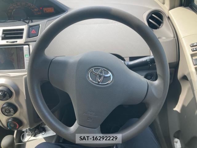 Toyota VITZ 2008-06 8102517-13