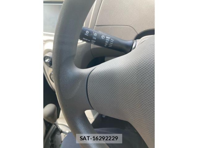 Toyota VITZ 2008-06 8102517-14