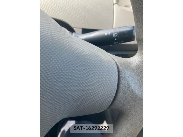 Toyota VITZ 2008-06 8102517-15