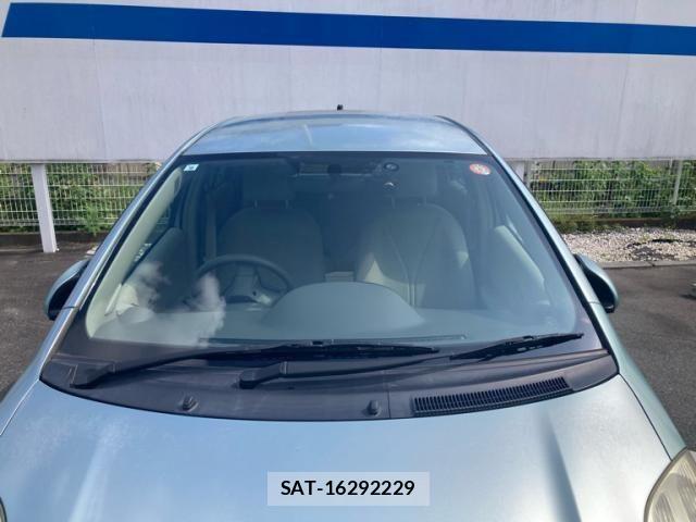 Toyota VITZ 2008-06 8102517-5