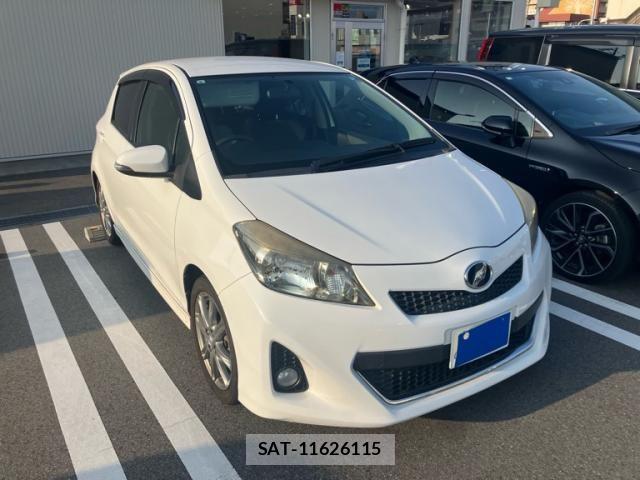 Toyota VITZ 2012-02 8132858-0