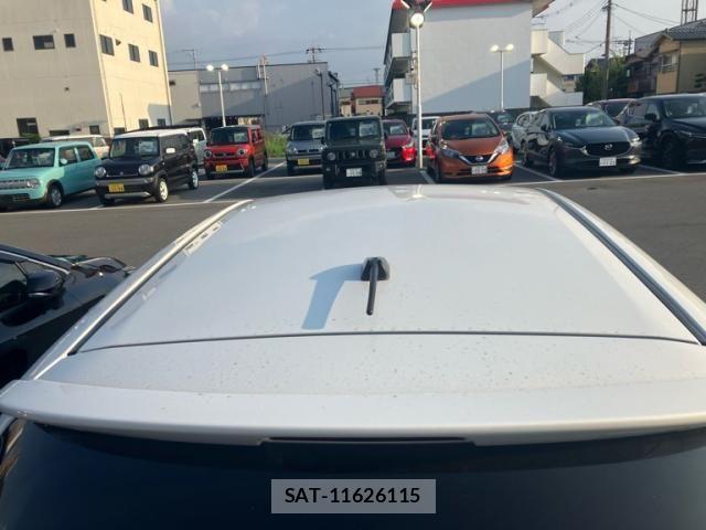 Toyota VITZ 2012-02 8132858-10