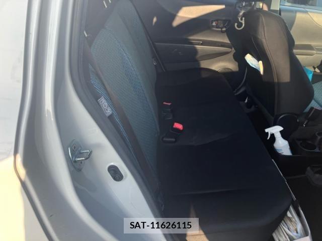 Toyota VITZ 2012-02 8132858-11
