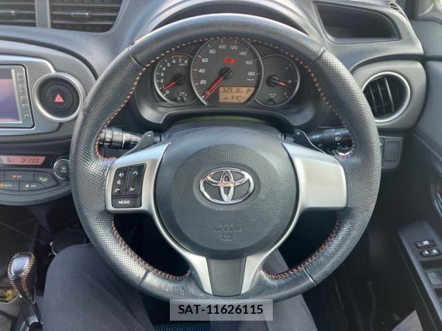 Toyota VITZ 2012-02 8132858-20