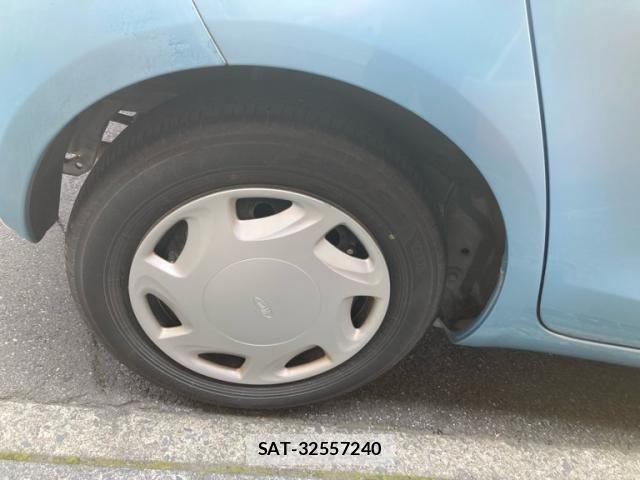 Toyota VITZ 2006-04 8146947-10