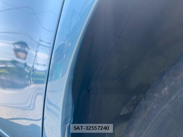 Toyota VITZ 2006-04 8146947-21