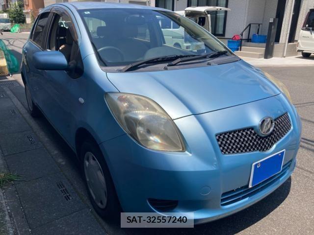 Toyota VITZ 2006-04 8146947-2