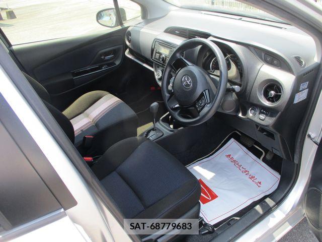 Toyota VITZ 2016-02 8159476-5