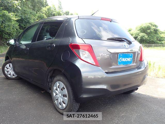 Toyota VITZ 2011-12 8159468-2