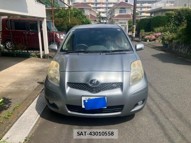 Toyota VITZ 2009-10 8159477-0