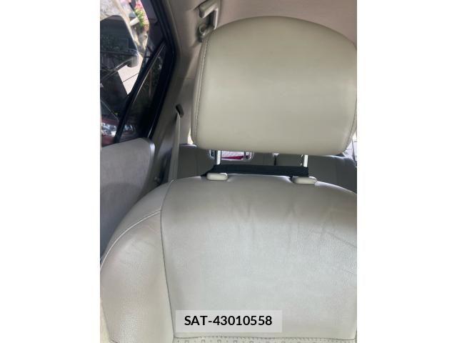 Toyota VITZ 2009-10 8159477-25