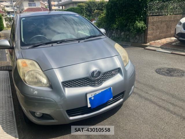 Toyota VITZ 2009-10 8159477-2