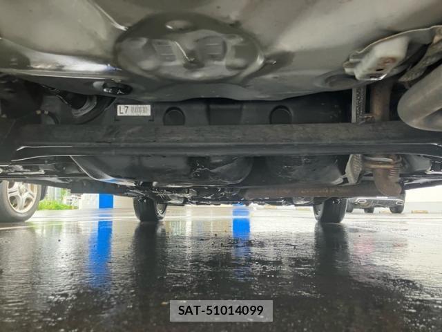 Toyota VITZ 2015-07 8159474-11