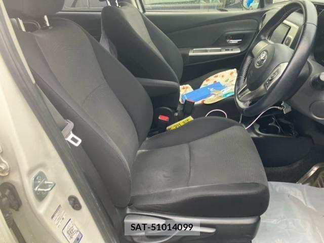 Toyota VITZ 2015-07 8159474-17