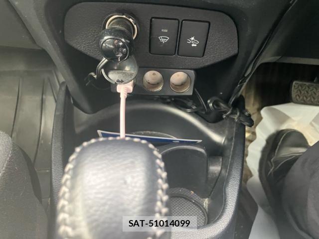 Toyota VITZ 2015-07 8159474-24
