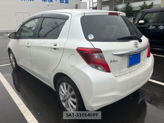 Toyota VITZ 2015-07 8159474-5