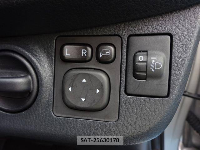 Toyota VITZ 2019-05 8159469-9