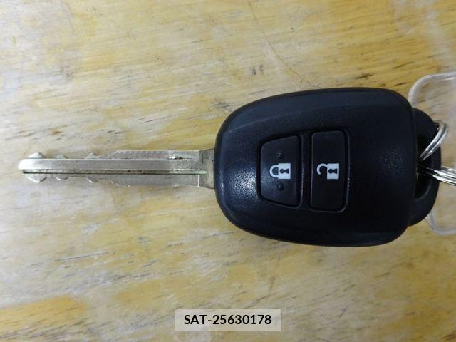 Toyota VITZ 2019-05 8159469-19