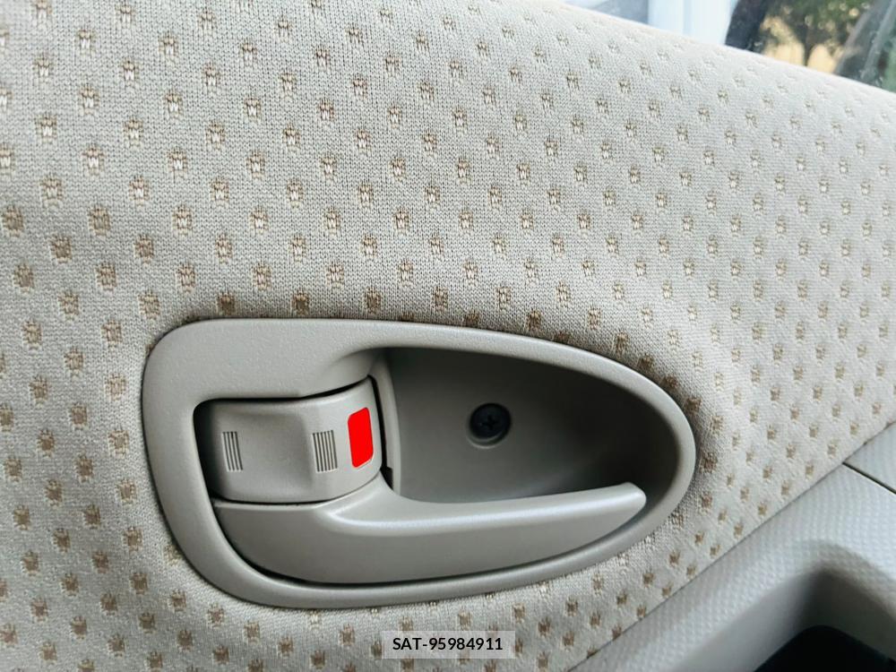 Toyota VITZ 2007-08 7933419-22