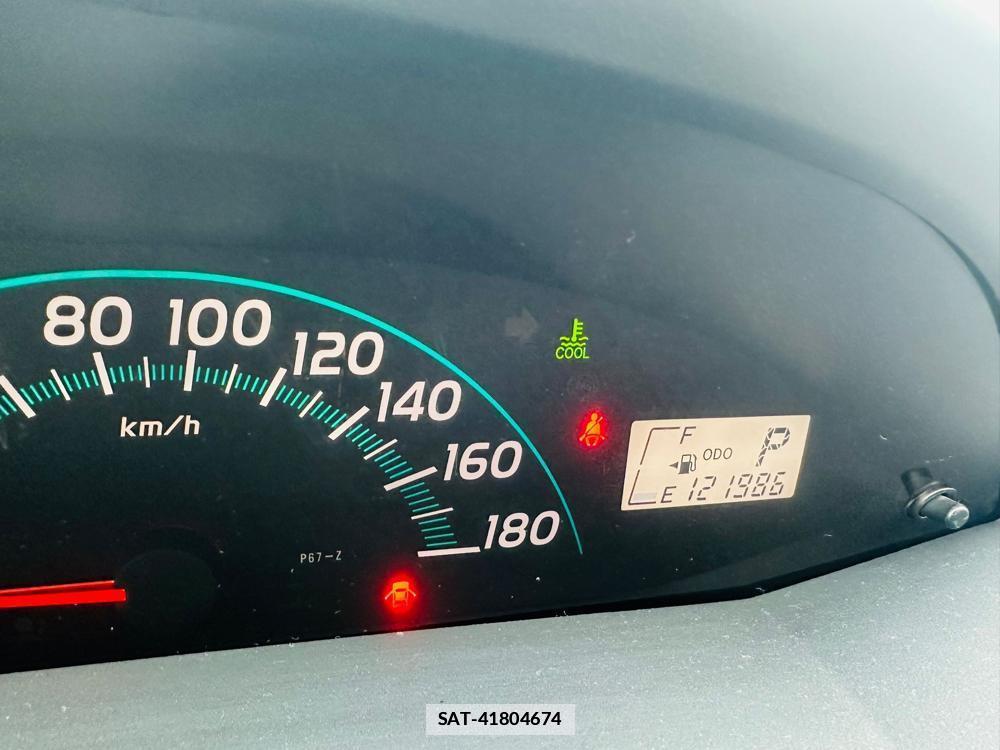 Toyota VITZ 2006-03 3401828-10