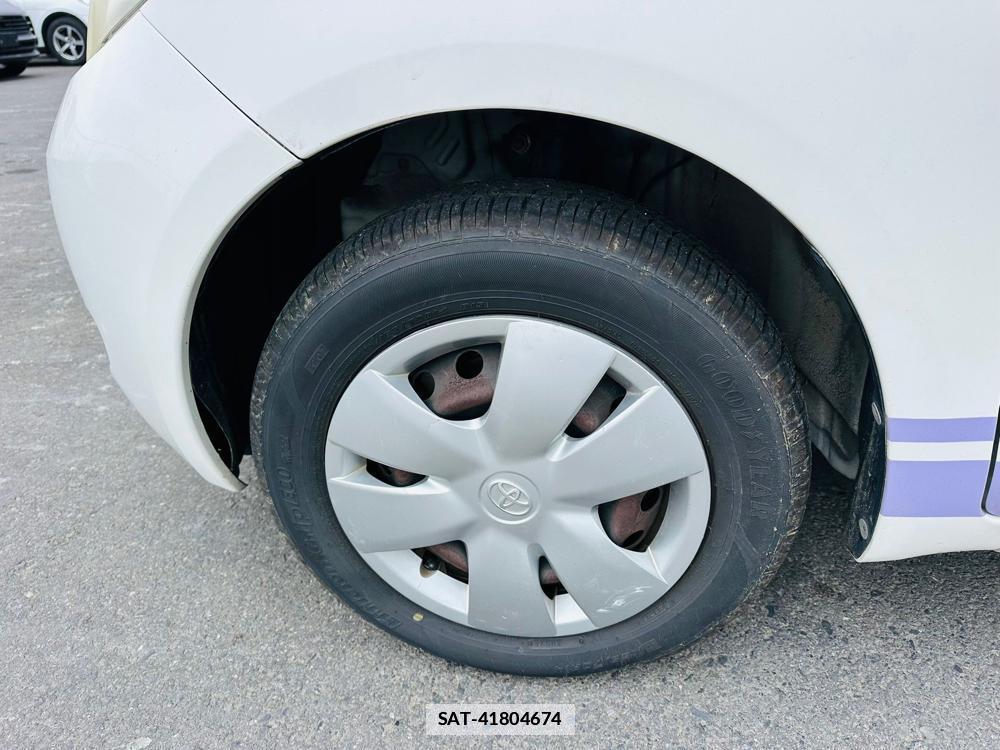 Toyota VITZ 2006-03 3401828-24
