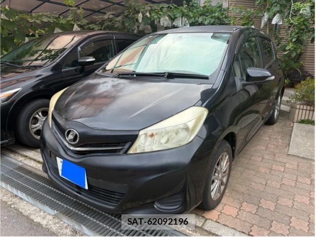 Toyota VITZ 2011-03 8210874-1