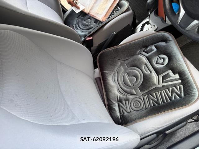Toyota VITZ 2011-03 8210874-8