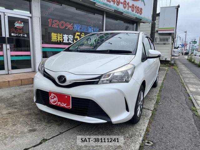Toyota VITZ 2015-11 8210868-0