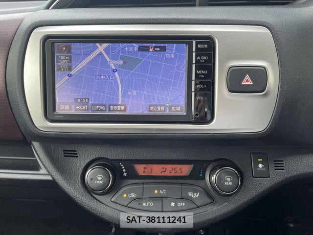 Toyota VITZ 2015-11 8210868-6