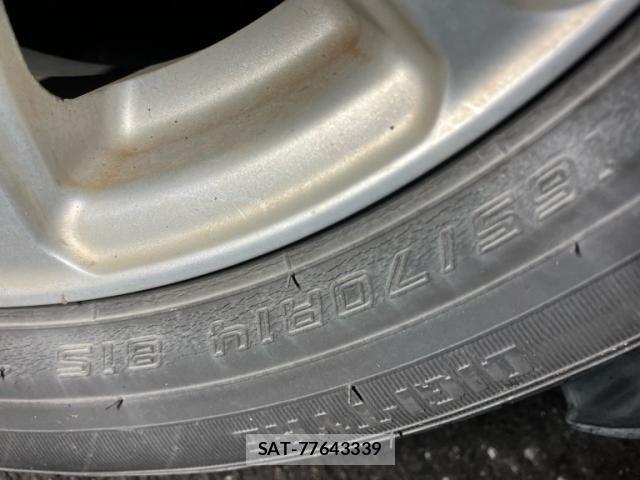 Toyota VITZ 2016-01 8210879-9