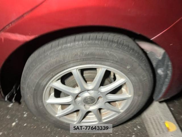 Toyota VITZ 2016-01 8210879-12