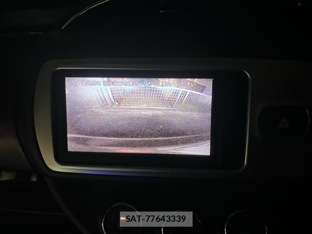 Toyota VITZ 2016-01 8210879-21
