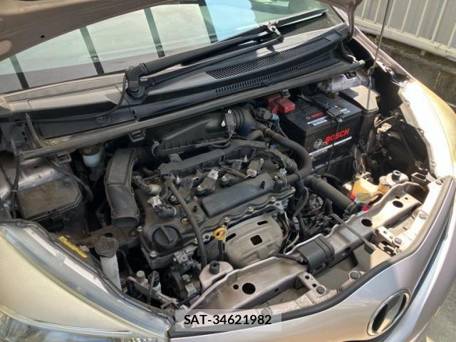 Toyota VITZ 2012-04 8210872-25