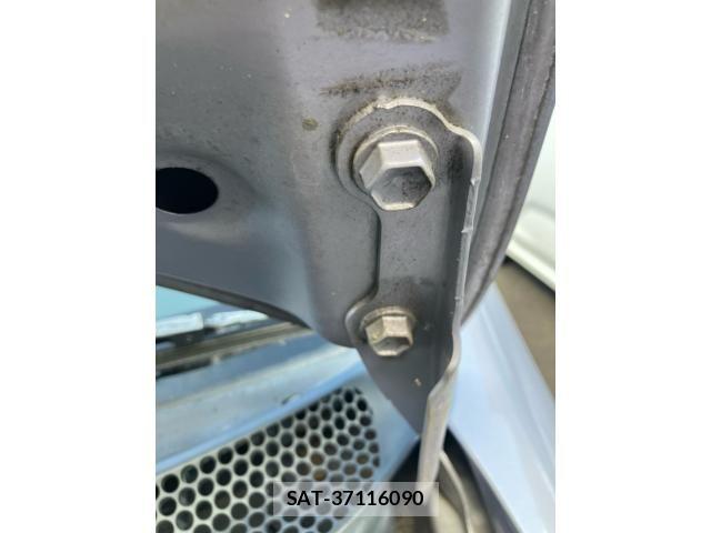 Toyota VITZ 2004-03 8210876-12