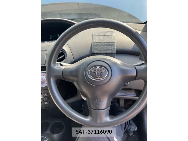 Toyota VITZ 2004-03 8210876-13