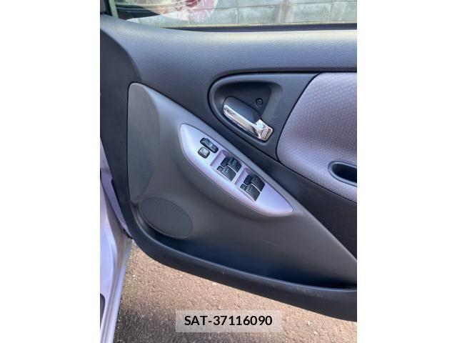 Toyota VITZ 2004-03 8210876-15