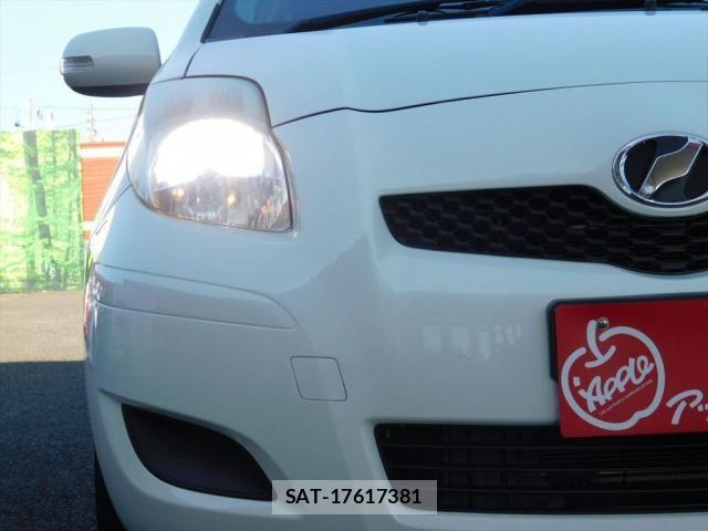 Toyota VITZ 2009-07 8210875-24