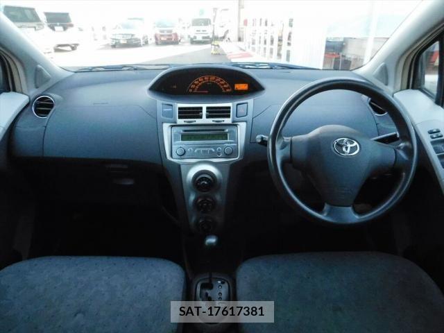 Toyota VITZ 2009-07 8210875-27